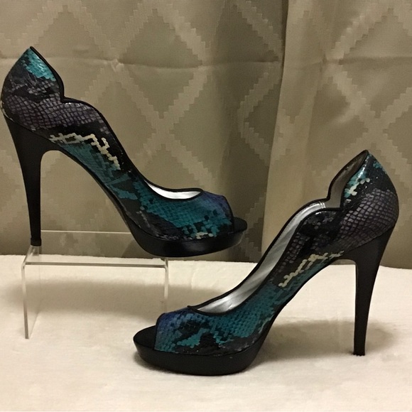 Lulu Townsend Peep Toe Stiletto Heel Shoes - Picture 6 of 14